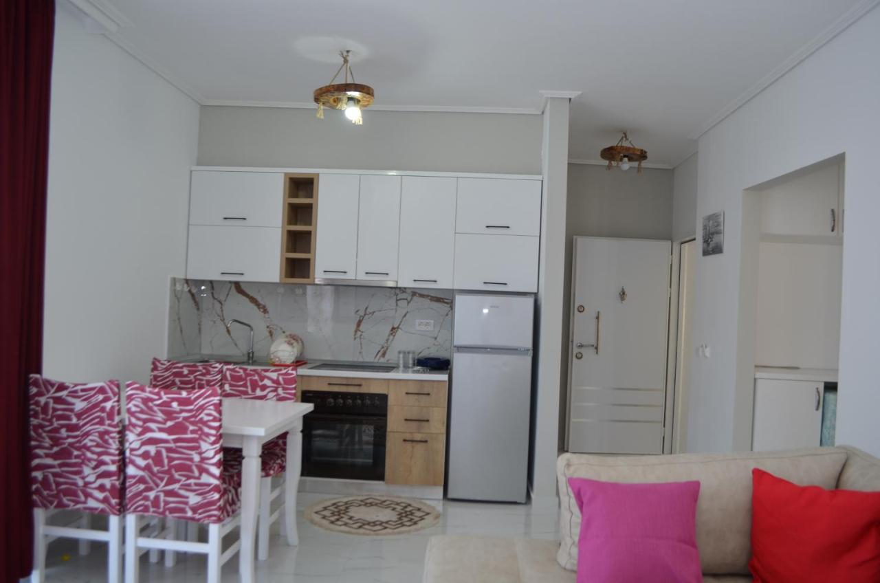 Akil Apartments Саранда Екстер'єр фото