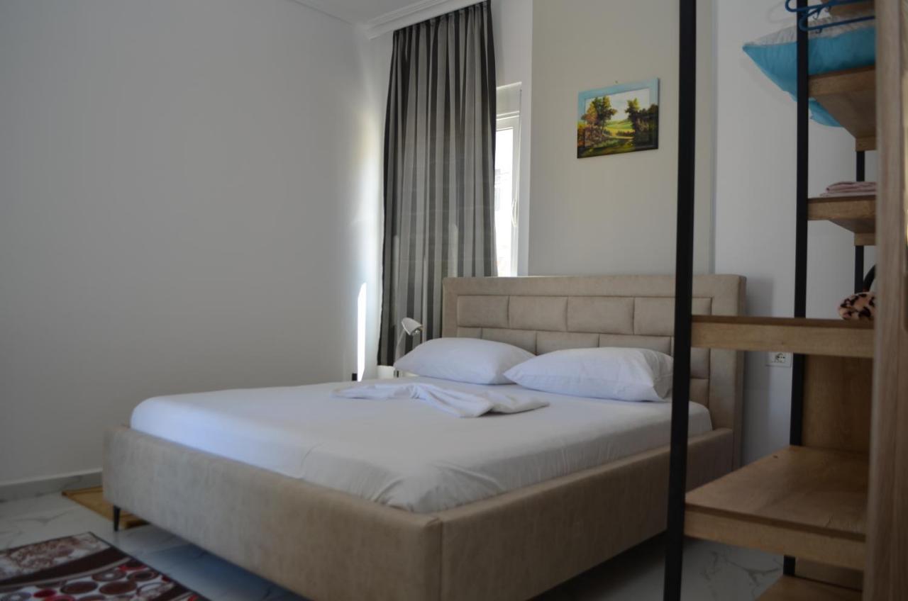 Akil Apartments Саранда Екстер'єр фото