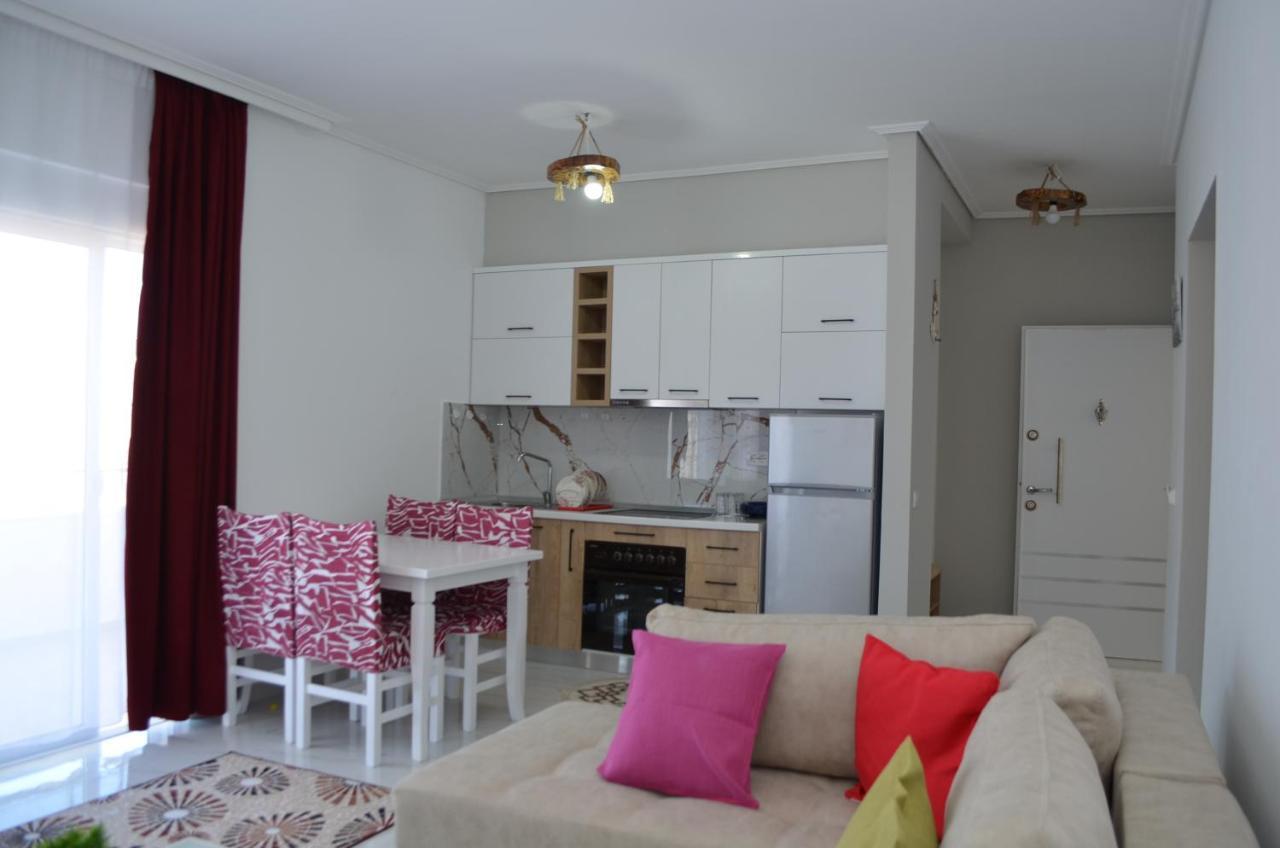 Akil Apartments Саранда Екстер'єр фото