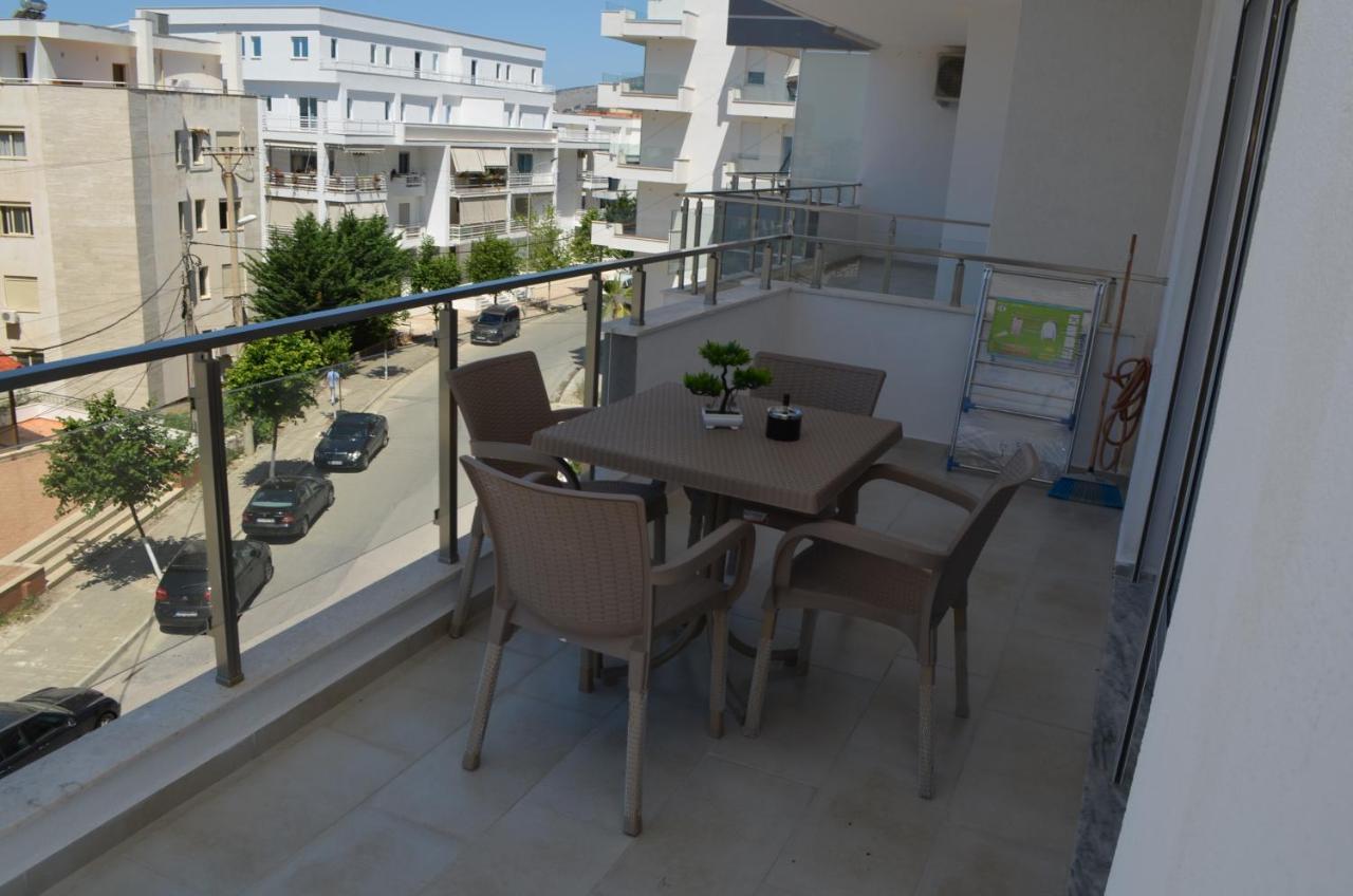 Akil Apartments Саранда Екстер'єр фото