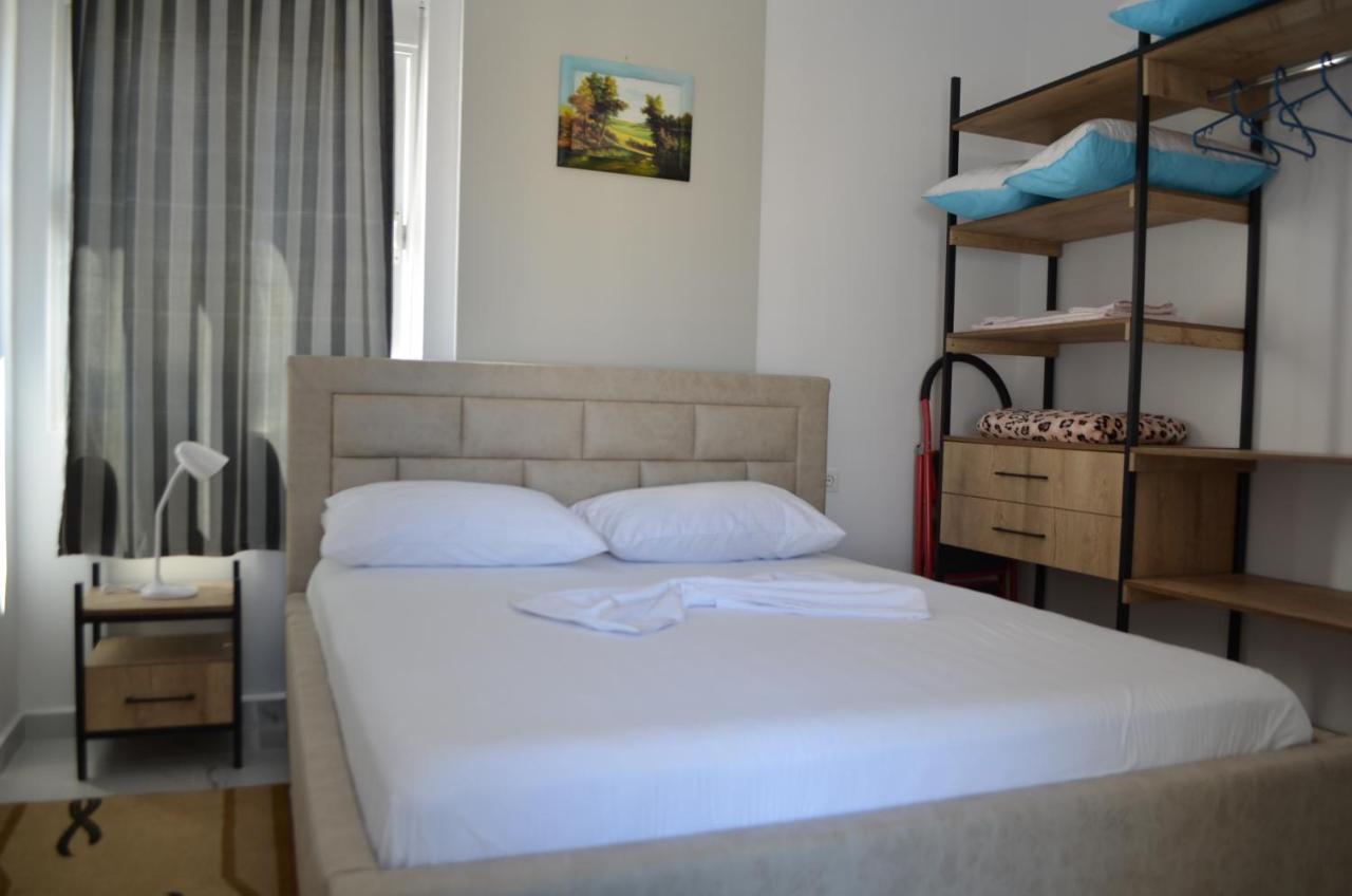 Akil Apartments Саранда Екстер'єр фото