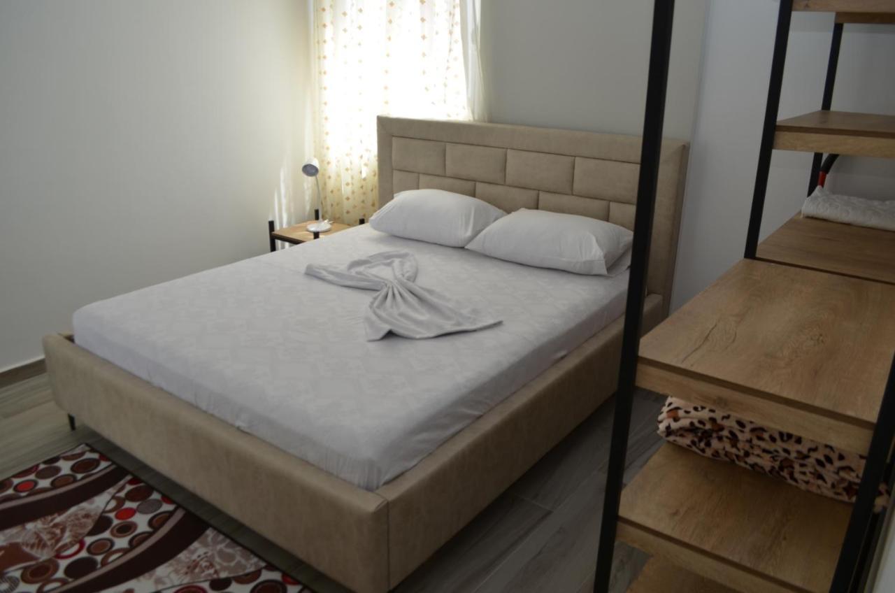 Akil Apartments Саранда Екстер'єр фото