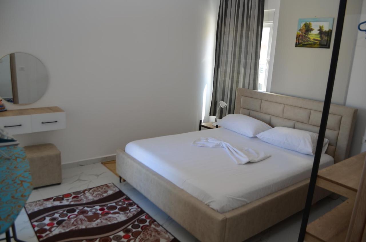 Akil Apartments Саранда Екстер'єр фото