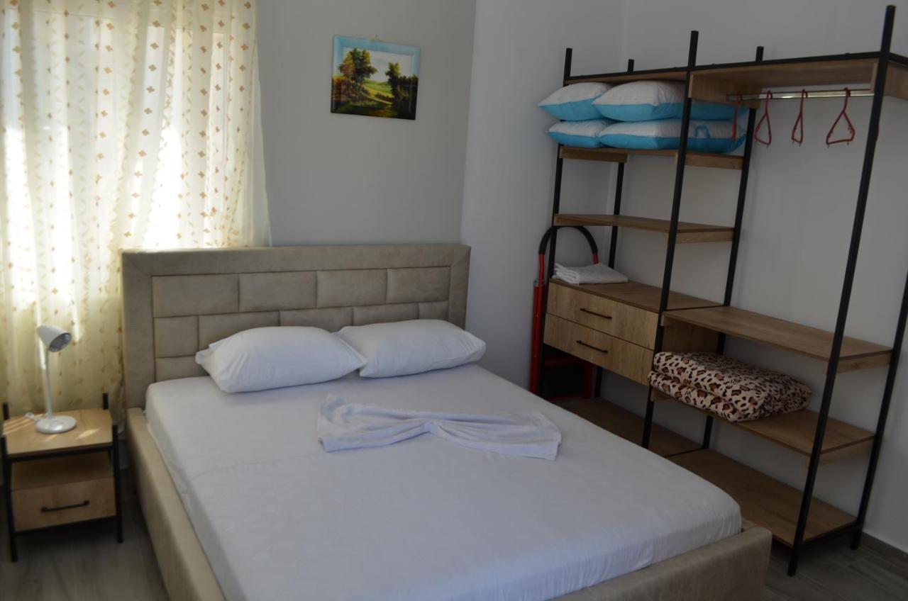 Akil Apartments Саранда Екстер'єр фото